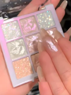 Різдвяна палітра тіней з сніжинками - 9 кольорів