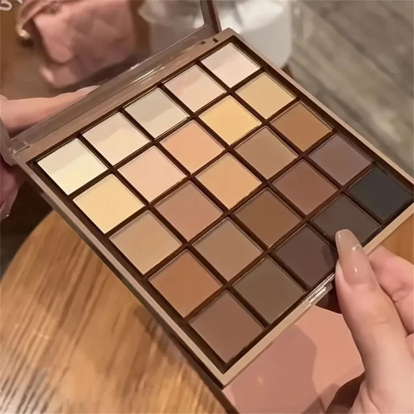 25 Color Eyeshadow Palette - Вражаючі Нейтральні Відтінки для Ідеального Макіяжу