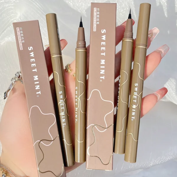 Eyeliner: Довготривала, швидкосохнуча та водонепроникна підводка