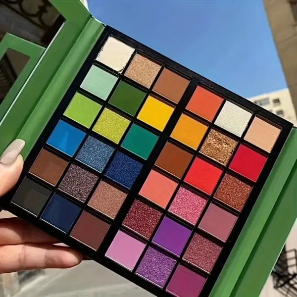36-Color Eyeshadow Palette – Ідеальна палітра тіней для блискучого макіяжу