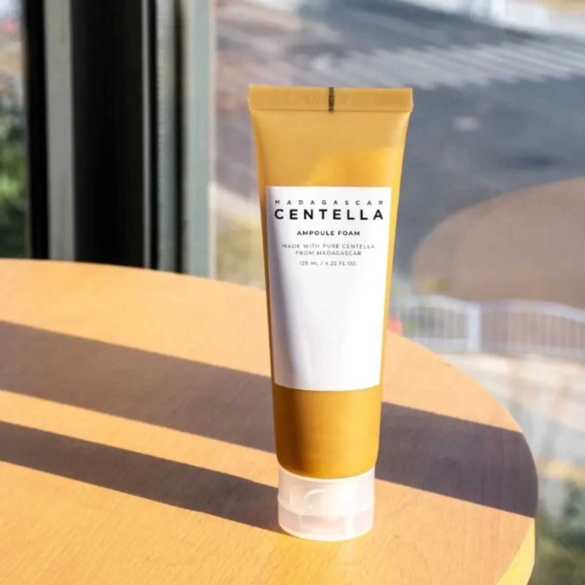 Глибоке очищення обличчя – Facial Cleanser для ніжного контролю за олією - Image 1