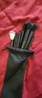 Макіяжна кисть для м'якого нанесення - ваш професійний інструмент для краси photo review