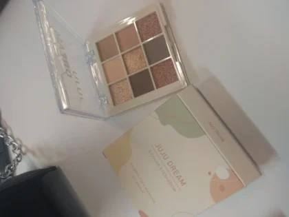 Кремовий пудровий палітр очей з 9-ми відтінками photo review