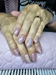 UR SUGAR Овсяна Гель Лак 15ml - Респектабельний Нігтьовий Декор photo review