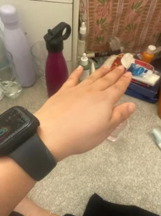 Сонцезахисний крем SPF 50+ з центелою - яскравість шкіри photo review