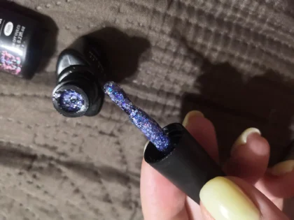 LILYCUTE Глітерний лак для нігтів: Яскравий весняний манікюр! photo review