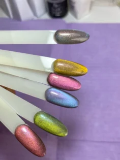 Reflective Glass Cat Magnetic Nail Polish - Яскравий манікюр для вас! photo review