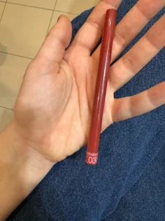 Водостійкий матовий червоний рідкий олівець для очей - тривала стійкість photo review