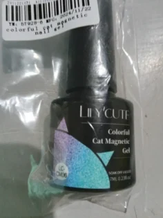 Котяче Магнітне Гель Лак LILYCUTE для Комплексного Нігтьового Дизайну photo review