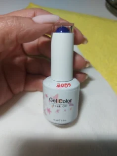 Гель-лак Clou Beaute: Яскравий Білосніжний Нейлон для Ваших Нігтів photo review