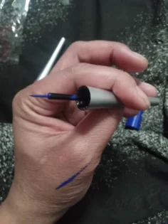 Liquid Blue Eyeliner Pencil - Ідеальний водостійкий підводка для очей photo review