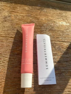 Бальзам для губ INS Fashion - Яскраві Літні Губи photo review