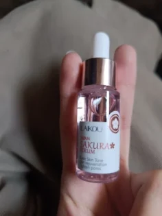 Сироватка LAIKOU Sakura: Зменшення зморшок та відновлення шкіри photo review