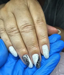 UR SUGAR Овсяна Гель Лак 15ml - Респектабельний Нігтьовий Декор photo review