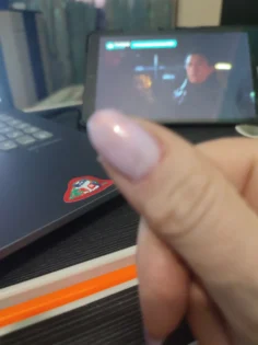 Магнітний гель лак UR SUGAR - Червоний блискучий колір для зимового манікюру photo review