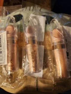 Highlighter Stick Fairy Powder - сяйво для ідеального контурингу photo review