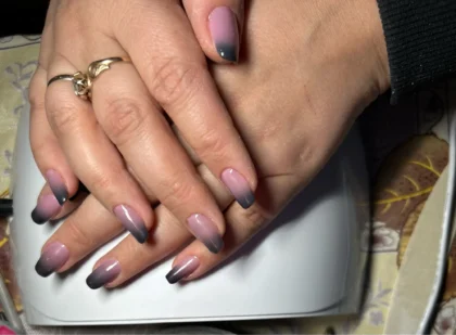 Термальний гель лак LILYCUTE: рожевий нюд для стильного манікюру photo review