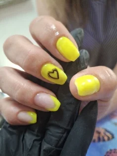 Гель лак для нігтів LILYCUTE: Неонові кольори для яскравого манікюру photo review