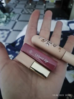 Матова червона помада 1pc Twist Up Lip Liner - ваш ідеальний вибір для макіяжу photo review