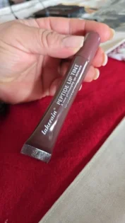 Гладкі губи з 10ml Mirror Lip Glaze – зволожуючий гель для губ photo review