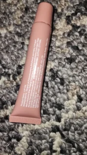 Глянцевий губний блеск: ненав’язливий об'єм і зволоження для ваших губ photo review