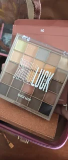 25 Color Eyeshadow Palette - Вражаючі Нейтральні Відтінки для Ідеального Макіяжу photo review