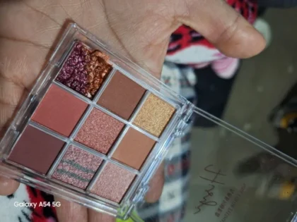 Косметика: Палітра тіней для очей Summer 9 - Яскраві кольори для ідеального макіяжу photo review
