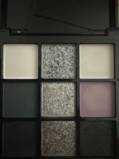 Тіньові відтінки для макіяжу - Палетка з 9 кольорів photo review