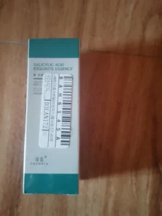 Саліцилова кислота: 30ml Делікатна есенція для обличчя з зволоженням і зміцненням пор photo review