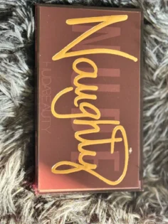 18 Colors Pomegranate Seeds Eyeshadow Palette – Яскраві відтінки для вашого макіяжу photo review