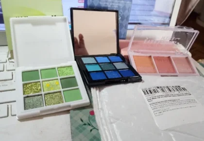 9-Grid Червона Палетка Тіней: Гарантований Довготривалий Макіяж photo review