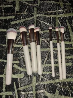 Макіяжні Пензлі MAANGE: Якість та Комфорт для Ідеального Зображення photo review