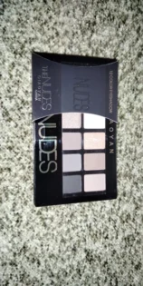 Смокі Палетка Тіней для Очей: 12 Колірних Варіацій photo review