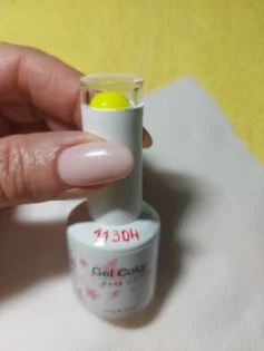 Гель-лак Clou Beaute: Яскравий Білосніжний Нейлон для Ваших Нігтів photo review