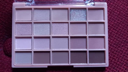 20 Кольорів Корея Матовий Палітра Тіней — Найкращий Вибір для Вашого Макіяжу photo review