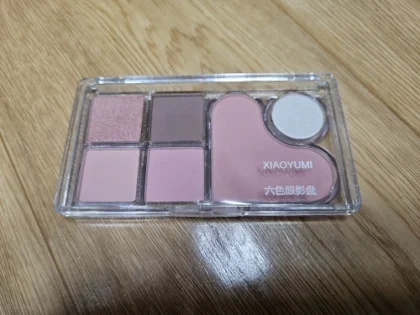 Тіні для повік: Light and shadow integrated eye shadow tray matte pearl tender pink makeup photo review
