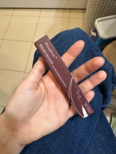 Водостійкий матовий червоний рідкий олівець для очей - тривала стійкість photo review