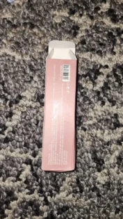 Глянцевий губний блеск: ненав’язливий об'єм і зволоження для ваших губ photo review