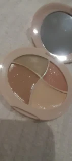 Консилер Чотирьох Кольорів: Ідеальне Покриття для Вашої Шкіри photo review