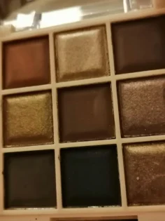 Яскраві Тіні для Очей - 9-Color Eyeshadow Palette для Бездоганного Макіяжу photo review