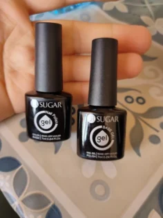 Гель лак UR SUGAR для манікюру - стійкий, якісний і легкий у використанні photo review