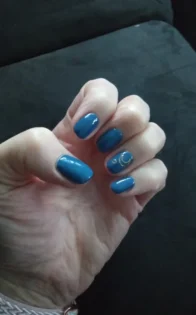 UR SUGAR Овсяна Гель Лак 15ml - Респектабельний Нігтьовий Декор photo review