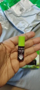 Глітерний блискучий бальзам для губ – 6 кольорів для яскравого вигляду photo review