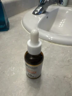 Сироватка з вітаміном C для відбілювання обличчя – ефективний засіб для краси! photo review