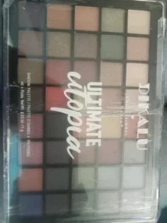 DIKALU 40 Color Eyeshadow Palette - Яскраві Тіні для Очей для Вашого Макіяжу photo review