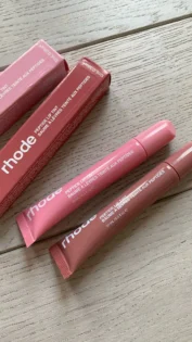 Балончики для губ: Тривалий восковий блиск для губ photo review