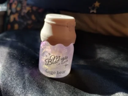 Бальзам для губ у формі метелика - зволоження та блиск photo review