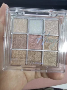 Глітерний хайлайтер - яскрава палітра тіней для очей photo review