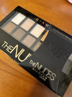 Смокі Палетка Тіней для Очей: 12 Колірних Варіацій photo review