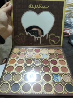 42 Colors Rainbow Eyeshadow Palette - Яскраві тіні для повік photo review